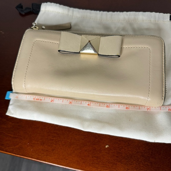 Kate Spade Women’s Leather Wallet - Picture 8 of 9